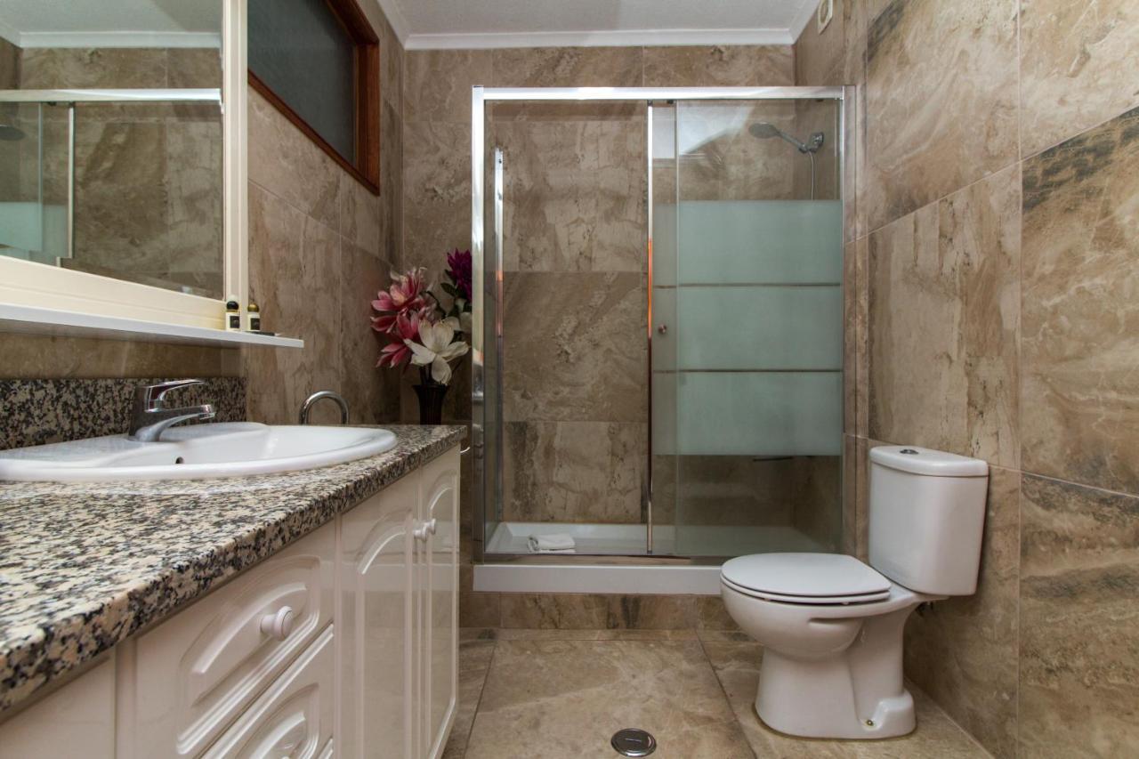 Ocean View Apartment - Pool And Sea View & Albufeira Center ภายนอก รูปภาพ