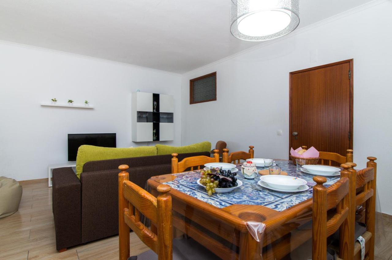 Ocean View Apartment - Pool And Sea View & Albufeira Center ภายนอก รูปภาพ
