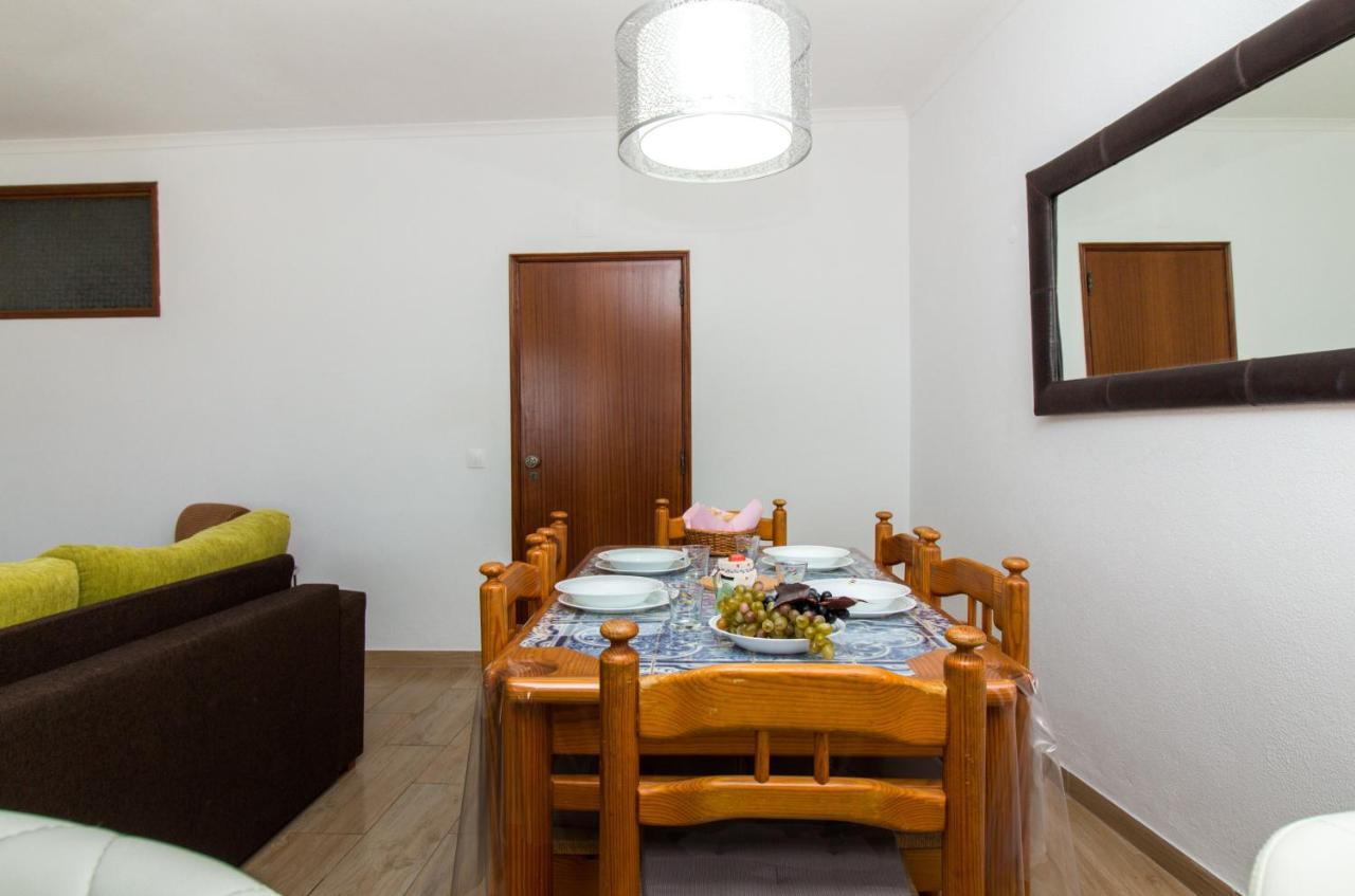 Ocean View Apartment - Pool And Sea View & Albufeira Center ภายนอก รูปภาพ